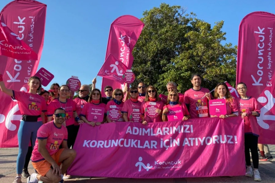 Maraton İzmir’de Eğitime Erişimi Risk Altındaki Kız Çocuklarına Büyük Destek!