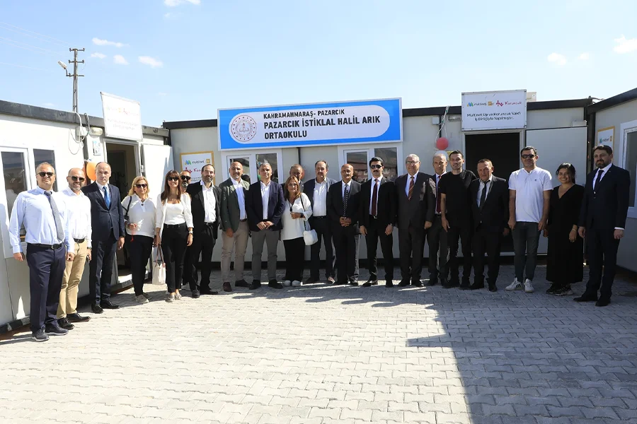 Multinet Up ve Koruncuk’tan deprem bölgesindeki öğrenciler için konteyner okul