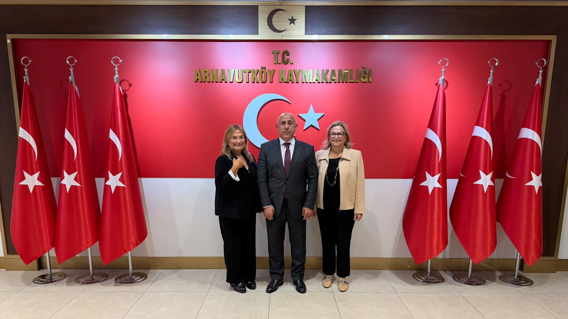 Koruncuk Vakfı Yönetimimizden Arnavutköy Kaymakamlığı’na Nezaket Ziyareti